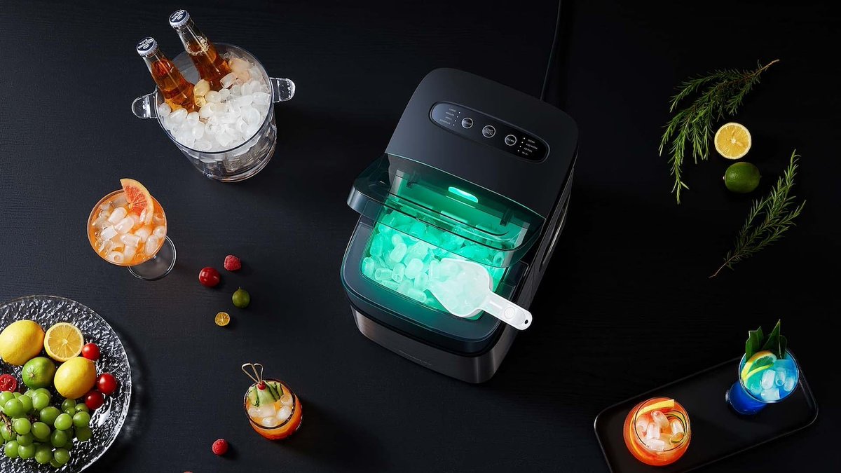 GadgetFlow's tweet image. Keep the party cool with the GoveeLife Portable Countertop Ice Maker. Enjoy fresh ice on demand in minutes, perfect for gatherings and daily use. #IceMaker #HomeAppliances #QuickIce #Party 
thegadgetflow.com/product/goveel…
