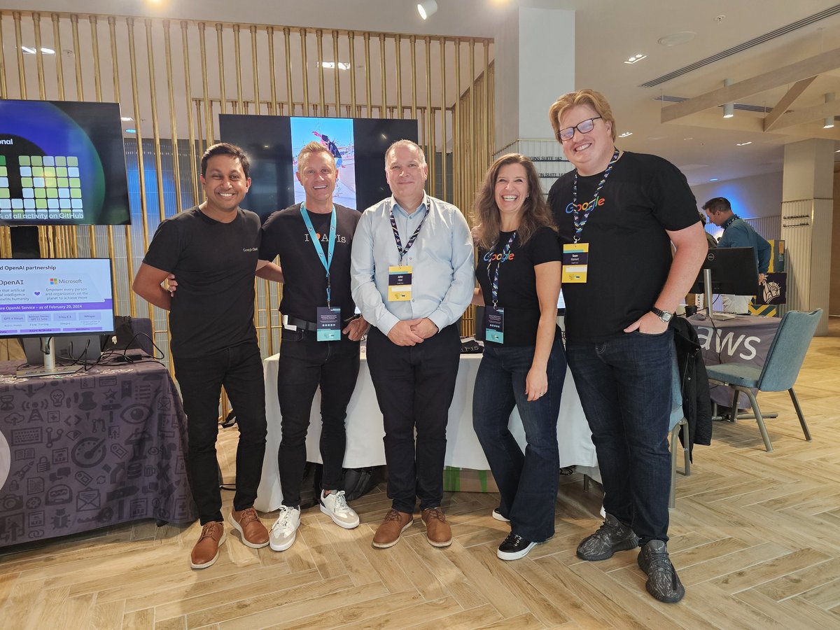 GarthGilmour's tweet photo. Vendor Liaison at #libertyittechcon today. Making sure our friends from @awscloud, @Microsoft, and @Google have everything they need. Best of luck to all the @Liberty_IT speakers presenting today - especially those delivering for the first time! https://t.co/D9tplLXcd1