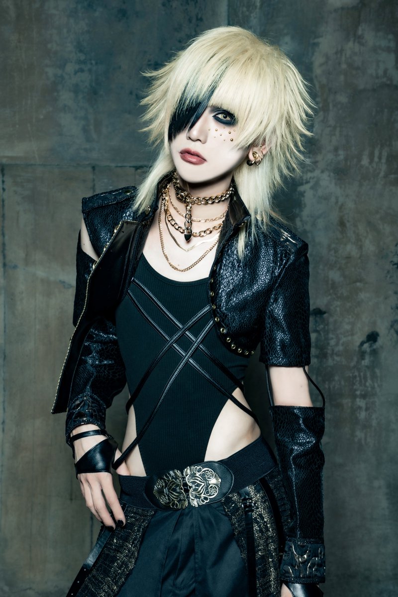 New visual】 「人生」アーティスト写真解禁!! ◇2025年2月23日(日