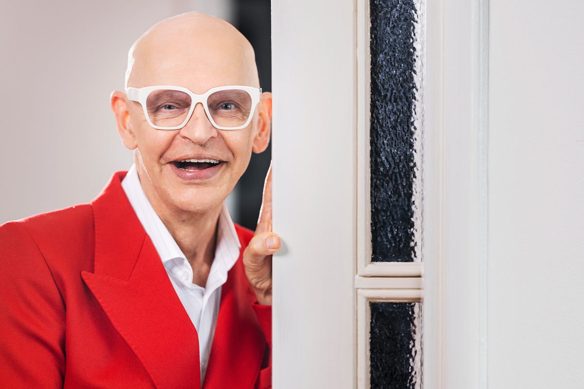 Jorma Uotinen konsertoi Yhteisvastuukeräyksen hyväksi Tuomiokirkossa pe 11.10. Viimeksi hän esiintyi siellä vuosikymmen sitten, ja silloin paikalla oli palokuntakin. Tällä kertaa esityksessä ei ole mukana tulta.
liljalehti.fi/2024/09/24/odo…

Kuva: Jani Laukkanen