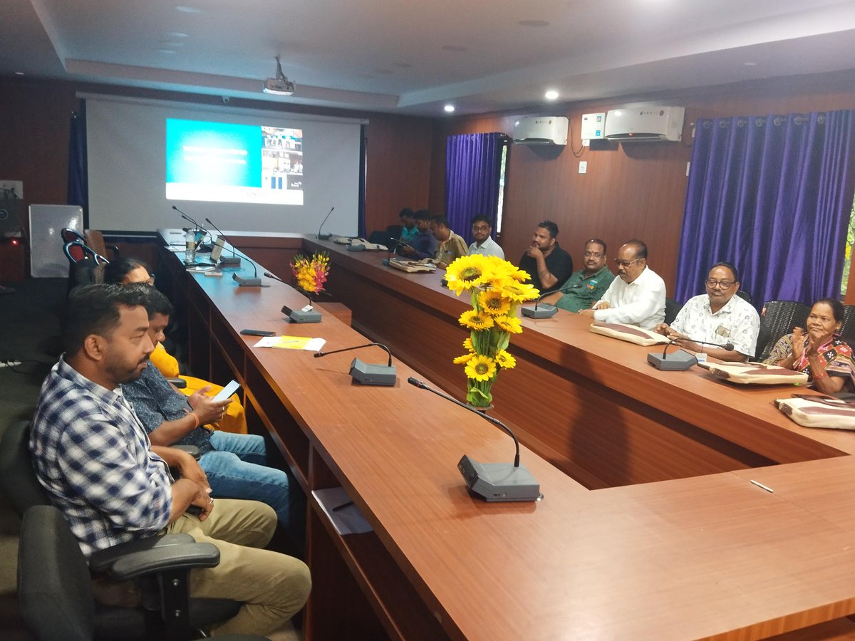wash_institute's tweet photo. During today’s consultative workshop, @wash_institute launched the Toilet 2.0 Status Report, highlighting #CommunityToilets (CTs) & #PublicToilets (PTs) across #Dhenkanal, Odisha. A big step toward #accessibility, #sustainability, and #inclusivity! 🌍
👉 Read more: https://t.co/W6I63buAVA
#SHS2024 #SwabhavSwachhata #SwachhataHiSeva2024
@gatesfoundation @USAID @NFSSM_Alliance @RoopaMishra77 @usaid_india @SwachhBharatGov @SwachhBharat @MoHUA_India @MoJSDDWS