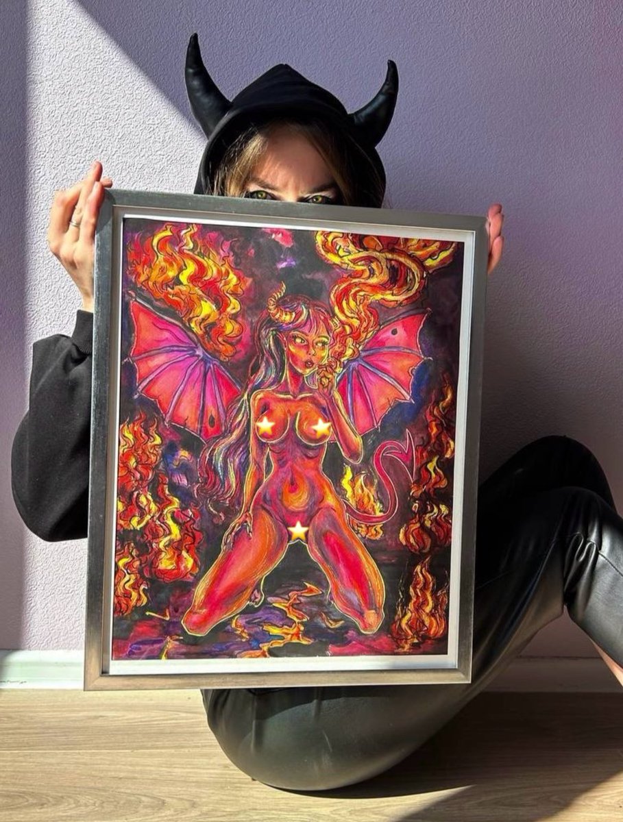 Enya_ARTMIX's tweet photo. Drop  in “Mythical Maidens” collection 

🔥DEMON ALMA🔥

1/1 ART
666 Tez

NFT + Physical art. Shipping is included. Watercolour, Phosphorous inks on paper in frame🤯

Link below⤵️

#ART_JA #blamekato #collectingtogether https://t.co/ApoXzKQ37n