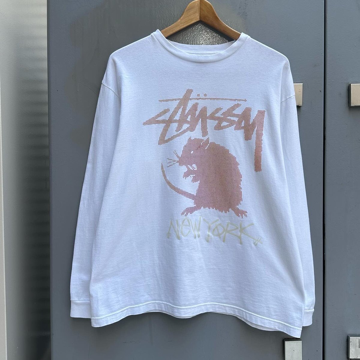 bud_vintage_'s tweet photo. STUSSY 

見る角度によって色が変わるプリント　
Stussyの中でもそこまで古い物ではないですが、関係なくカッコいい。

We Ship worldwide 
　
#budvintageclothing #Vintage  #80s #90s #00s #y2k #古着 #ヴィンテージ #harajuku #outfit #used #原宿 #stussy #oldstussy #oldskate https://t.co/SZDCM1e1CU