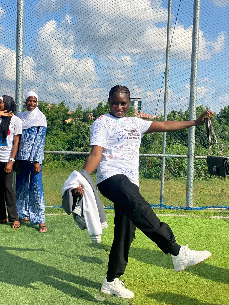 Mojola_adura's tweet photo. I am a testament that GOD IS GOOD 🥳 🥳
I did it! I pushed through doubts, fears, and setbacks to reach this moment. Proud of myself and ready for the next adventure!
#Latestgraduate 🎓🎓
#Btechbagged ✅✅
#Ladokite 🥰🥰
#Greatchemist 🧪🧪
#Goddid ❤️❤️
#Mojolaádùrá 🥰🥰 https://t.co/pDMkiyfz89