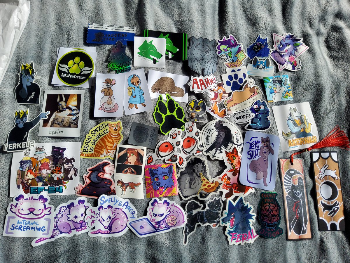 IllumiCyberwear's tweet image. EF28 HAUL TIME!
Purchases, trades, and gifts!
I love them all!