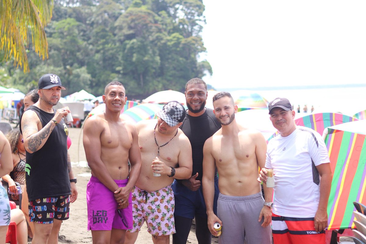 BoatKevin's tweet photo. 🏊 Sabrocito https://t.co/SKTZEIefui