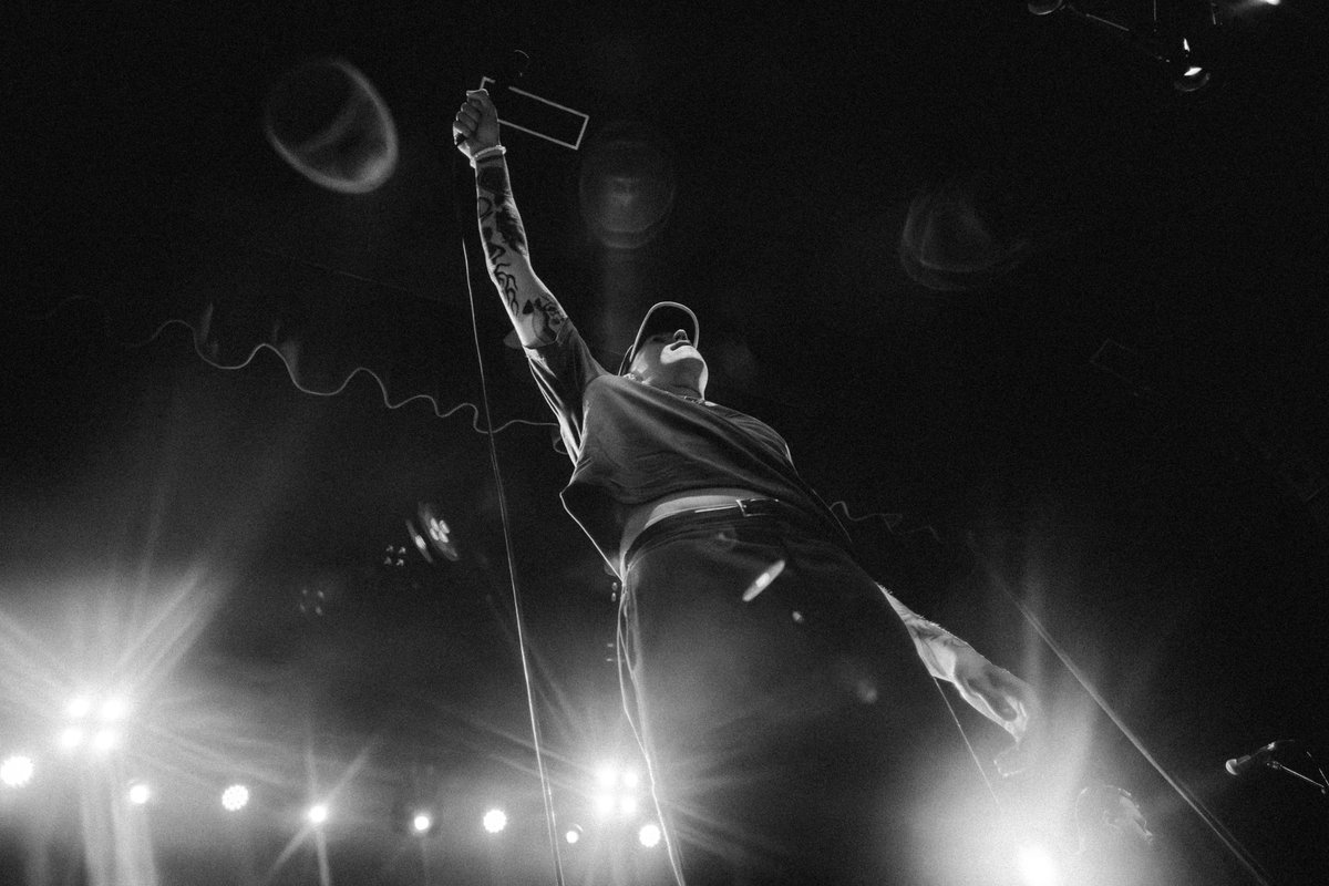 trophyeyesmusic's tweet image. First week down innit

Europe next week. Get innnn

📸 @approachthewolf