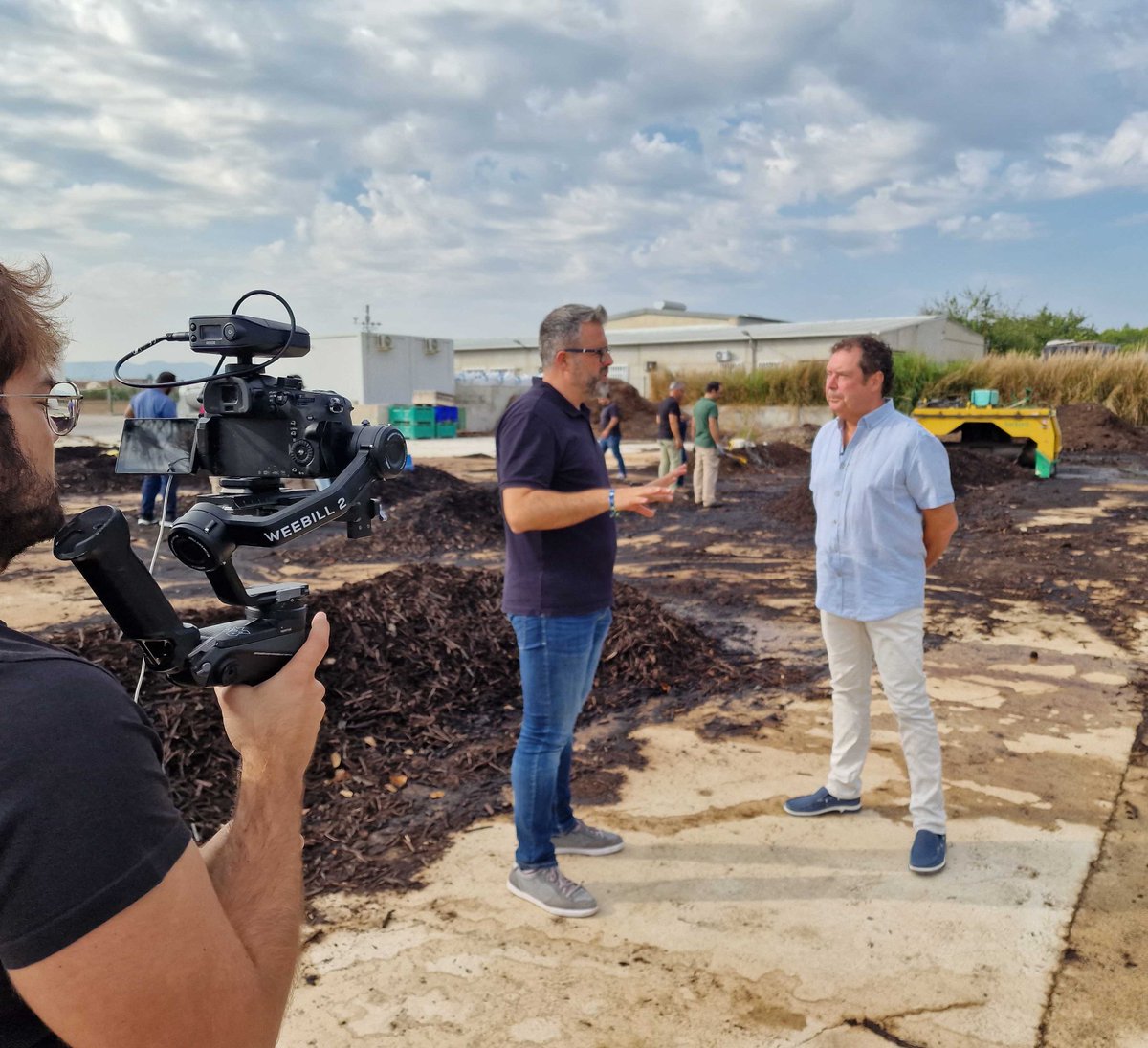 GOProalmur's tweet photo. Fomento e impulso de prácticas agrarias sostenibles ♻️ Jornada de grabación del proyecto Proalmur II para su difusión en la televisión regional donde participaron todos socios y colaboradores de esta iniciativa ✅ https://t.co/k2RFXkxJ1O