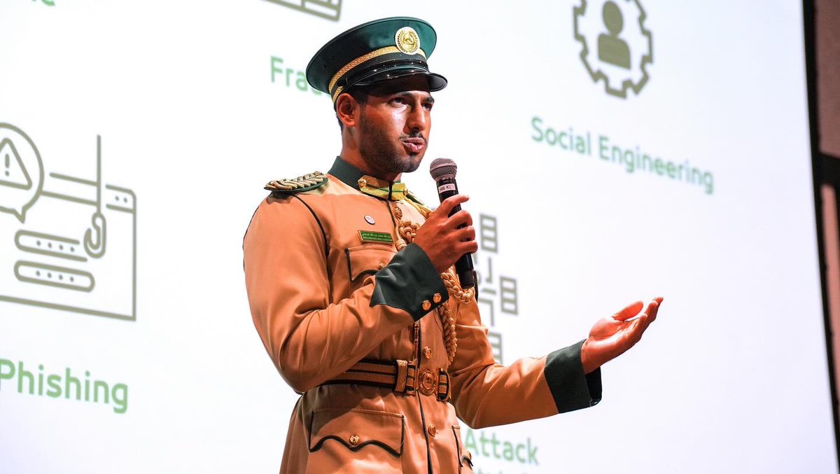 UOWD's tweet photo. Thank you to Dubai Police for teaching our students and staff how to protect themselves from E-crimes like phishing and identity theft. Thank you, Dubai Police, for empowering our community! 

#UOWD #DubaiPolice #Ecrimes #Cybersecurity #DigitalSafety #LifeAtUOWD https://t.co/hLXTo3ncNR