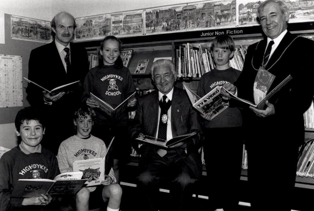 Today in 1994 saw the opening of the new school library at Highdykes Primary School, Bonhill.