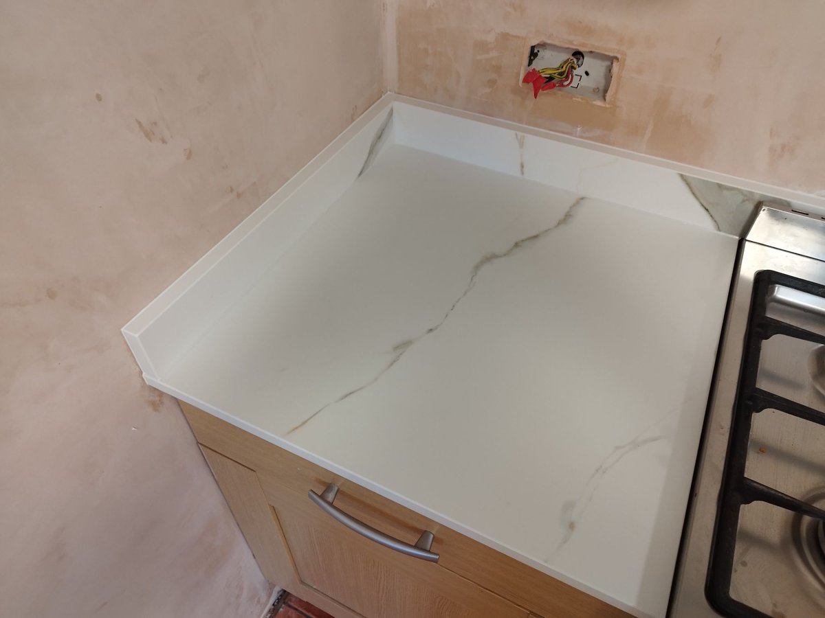 The ever popular ceramic worktops completely heat proof, scratch proof, stain proof and durable. Get a Quote Now.