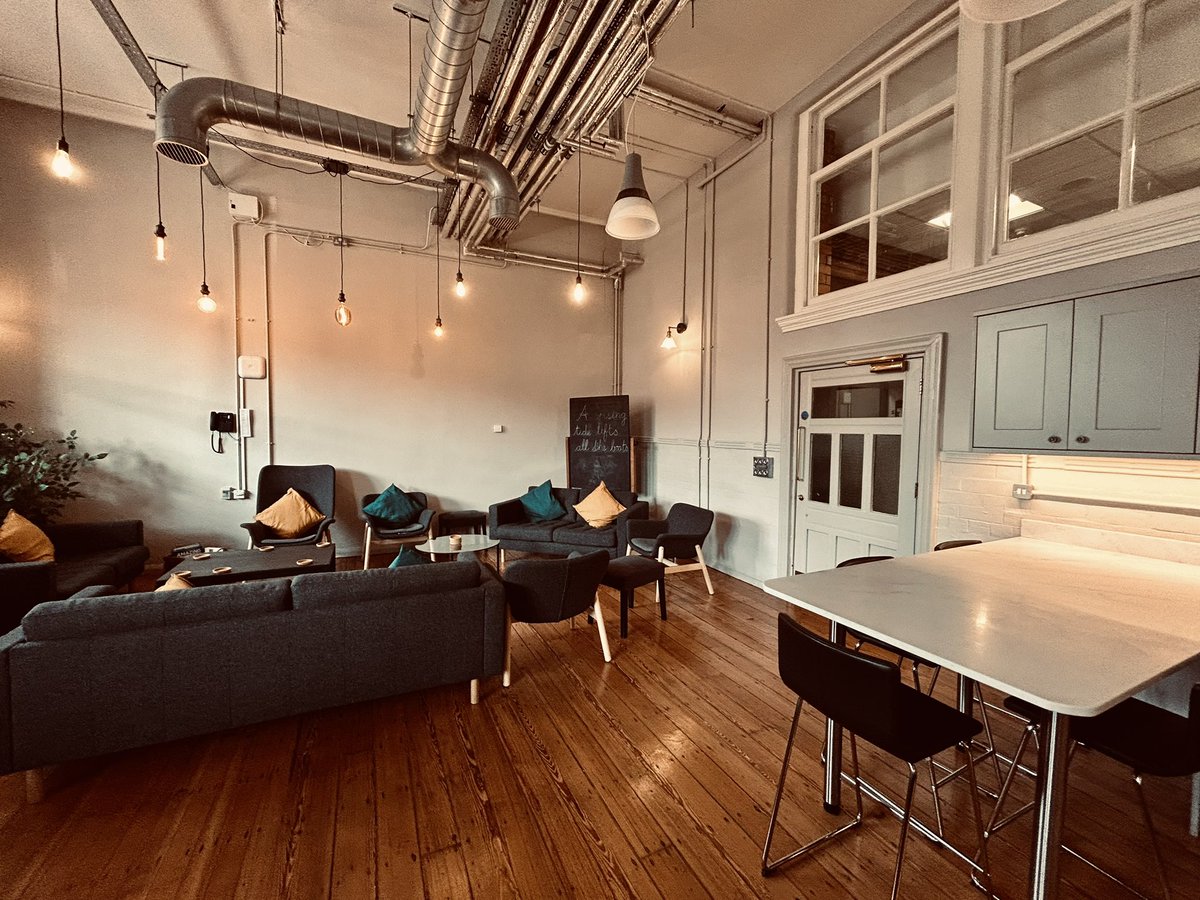 How lovely is this staffroom at Arnot St Mary CoE Primary School? The Leaders clearly recognise the importance of staff wellbeing and have created a beautiful space where staff can truly switch off. #staffwellbeing #iqmfamily #IQMAward <a href="/iqmaward/">IQM</a> <a href="/DanArmer79/">Dan</a> <a href="/ArnotStMary/">Arnot St Mary</a>