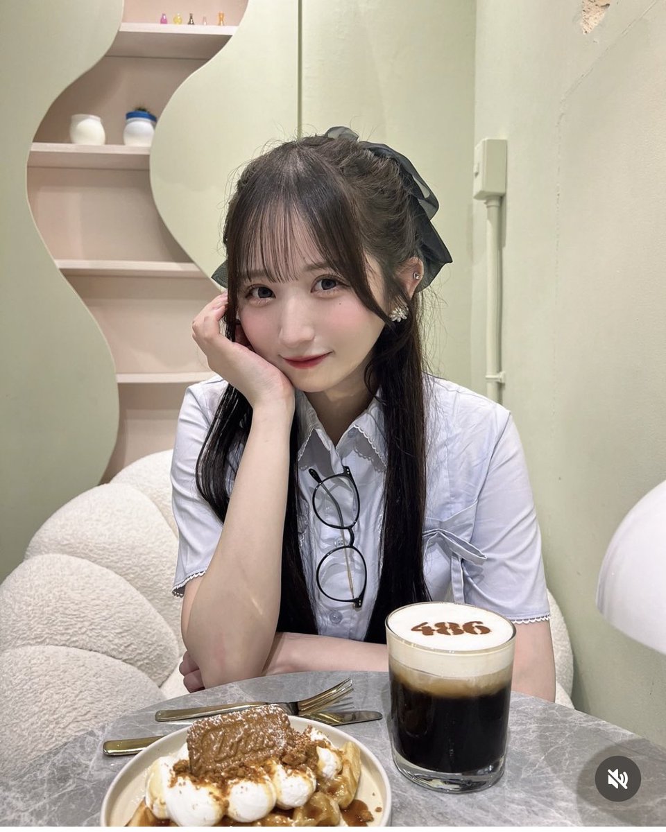Lilyshonisan's tweet photo. オタ活3軒目
女性しかいなくて、1人やったら気まずかった💦さとさんいてよかった〜
ワッフルとコーヒー美味しかった😋
#小川奈々子
#ねえねえなちさん
#cafe486 https://t.co/R1cyavDxf9