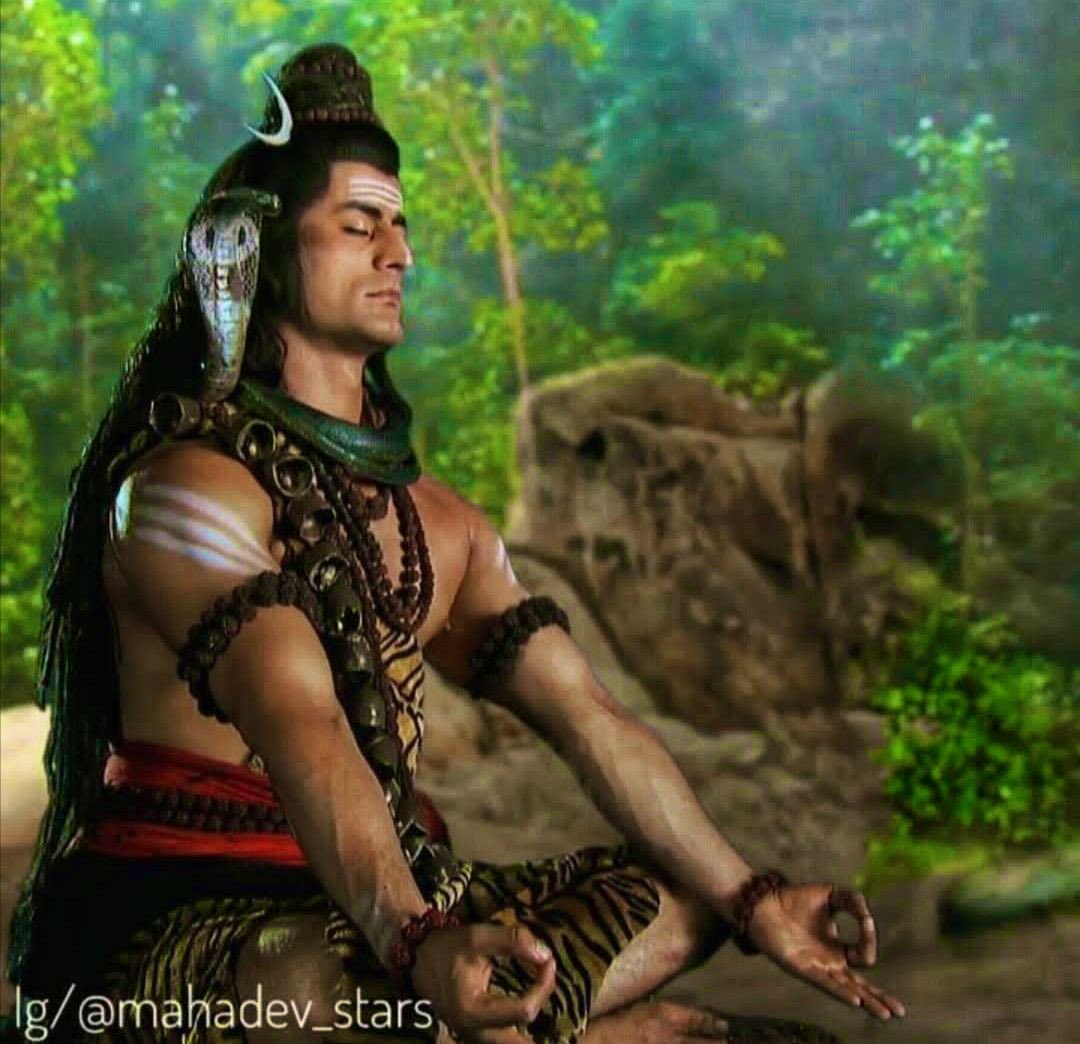 TheAryaPrince's tweet image. Lives were changed. 
Society was blessed by the divine aura of Shiva when Mohit Raina appeared as Mahadev on National television. So far this is the best religious series of 21st century.
Har Har Mahadev.
#DevonKeDevMahadev #LifeOK