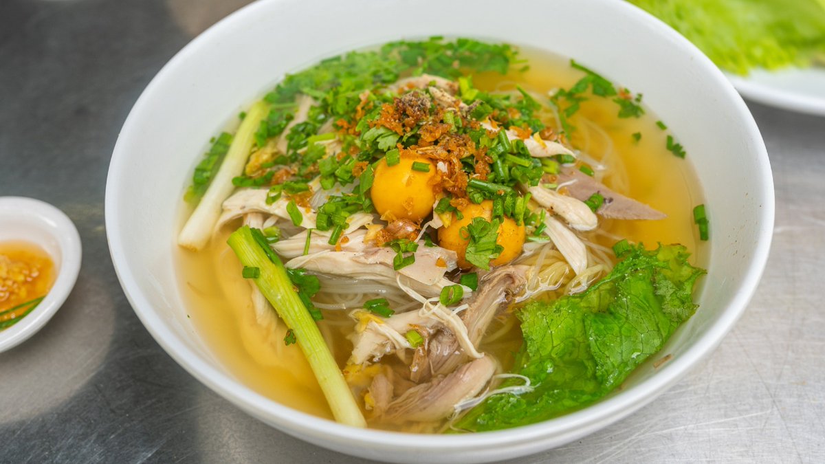 worldfoodwine's tweet photo. Craving something comforting? 🍜 Try Pho Gà, Vietnam's soulful chicken soup! Discover its aromatic charm and rich history dating back to the streets of Hanoi.
Full recipe: https://t.co/ZD0JQeITxZ
#PhoGa #VietnameseCuisine #WorldFoodWine 👍➕👣 https://t.co/v4JFE7bibR