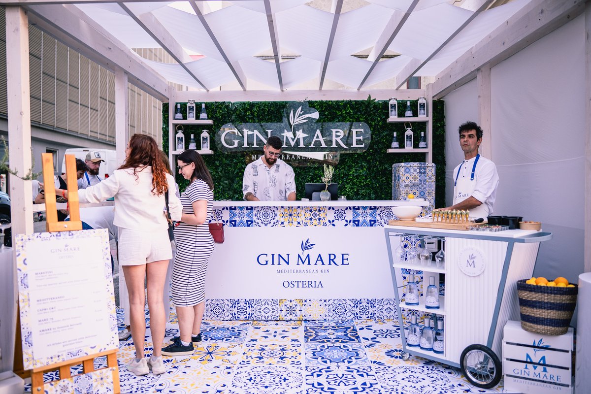 Weekend Media Festival tweet media