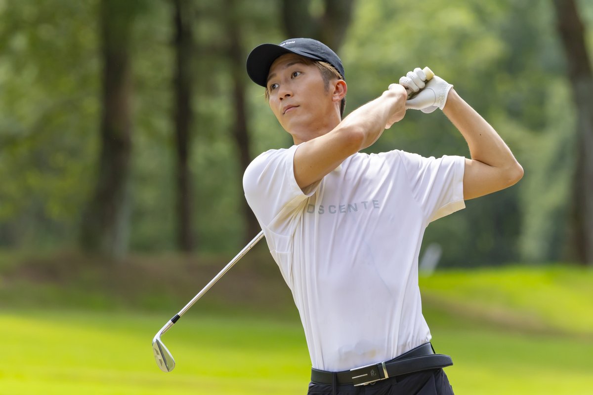kantele's tweet photo. 🎊情報解禁🎊

／
#WESTꓸ🌈#濵田崇裕 さん🍇
『ACNゴルフ』テレビ中継アンバサダー就任⛳️
＼

ゴルフ中継のコメンタリー初挑戦📣
「うれしすぎてWEST.全員に報告しました！僕なりのアマチュア目線で素直に伝えたいです」

🔽ゴルフ仲間 Snow Man向井さんには「まだ秘密(笑)」
https://t.co/9CaP4NZ0Pa https://t.co/tOtm8qVCO3