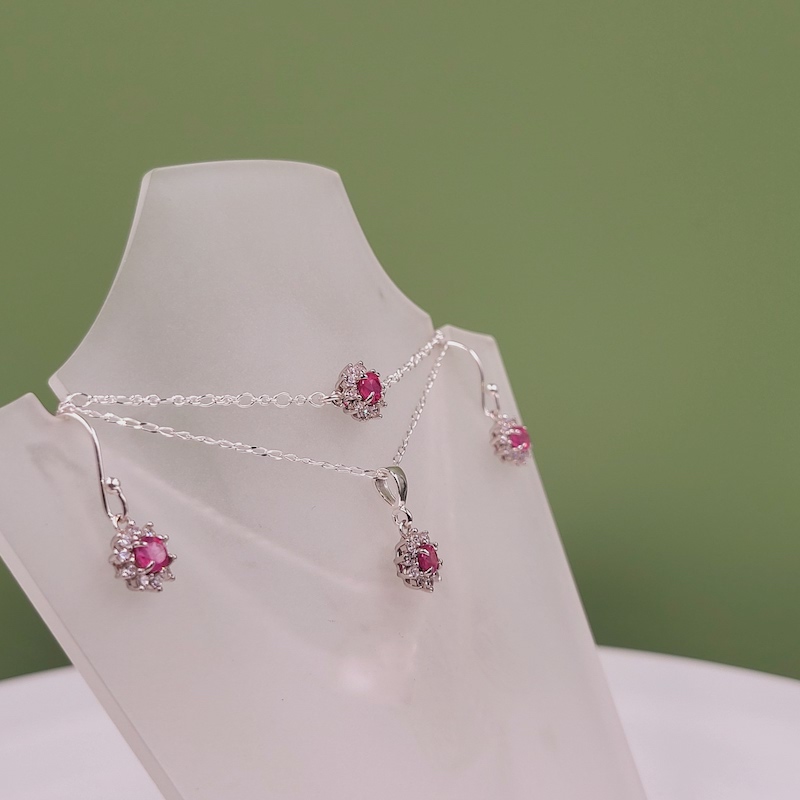 welsh_hills's tweet photo. #PinkRuby #Set, #CubicZirconia, #Natural #Precious #PinkRuby, #Handmade #Gemstone #Jewellery, #SterlingSilver, #DropEarrings, #Necklace, #Bracelet

Now available on our website using the following link;

https://t.co/D8jAnFbGyI

Use code WHJ-TWITTER for 10% off! https://t.co/b1hkrIJY2k