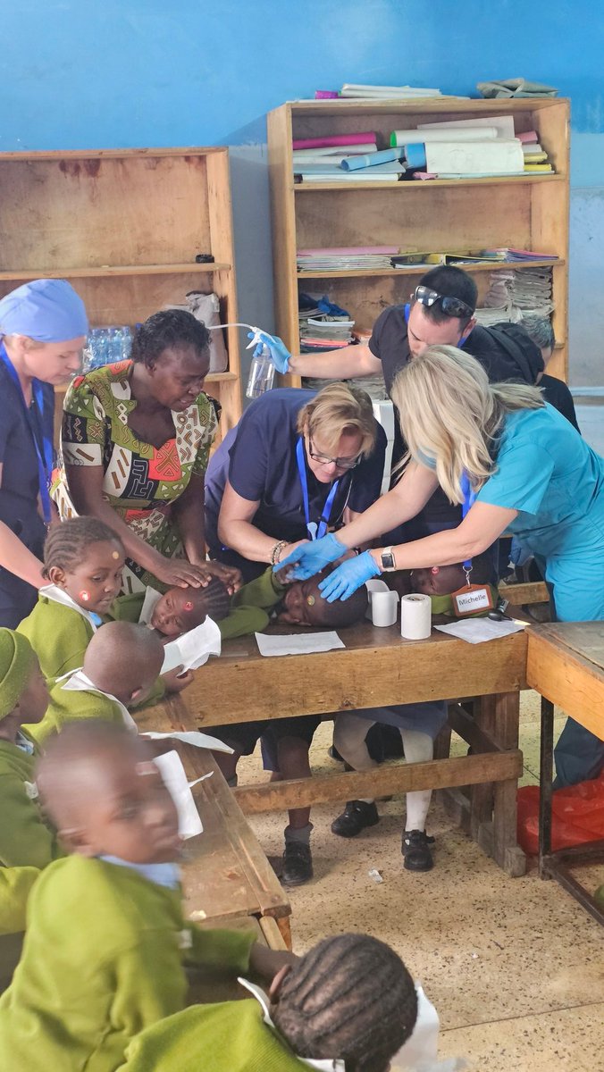 cholubaz's tweet image. As cool as the Safari was, the most rewarding was loving on and caring for the kids in the slums of Nairobi. We cared for and treated a little over 800 kids in the week we were there. #MOHI