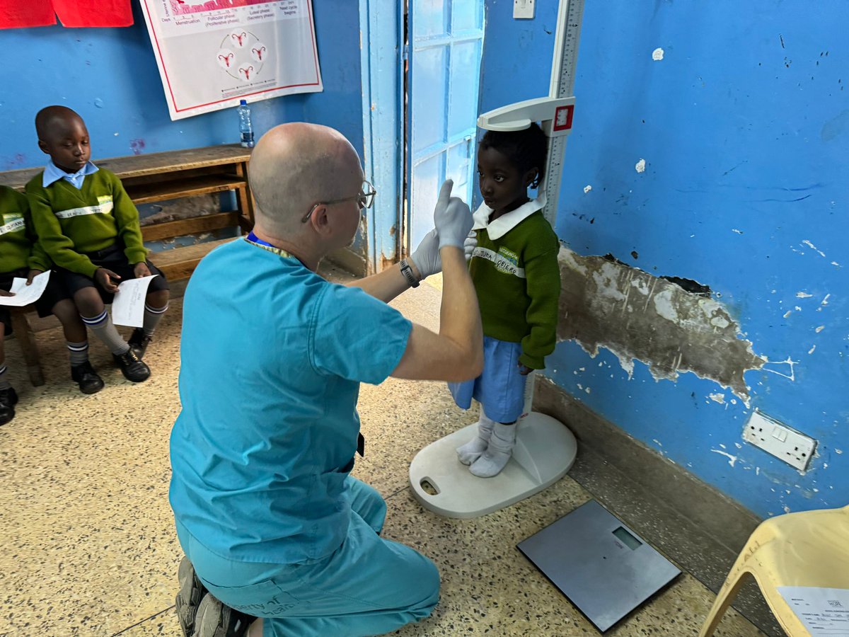 cholubaz's tweet image. As cool as the Safari was, the most rewarding was loving on and caring for the kids in the slums of Nairobi. We cared for and treated a little over 800 kids in the week we were there. #MOHI