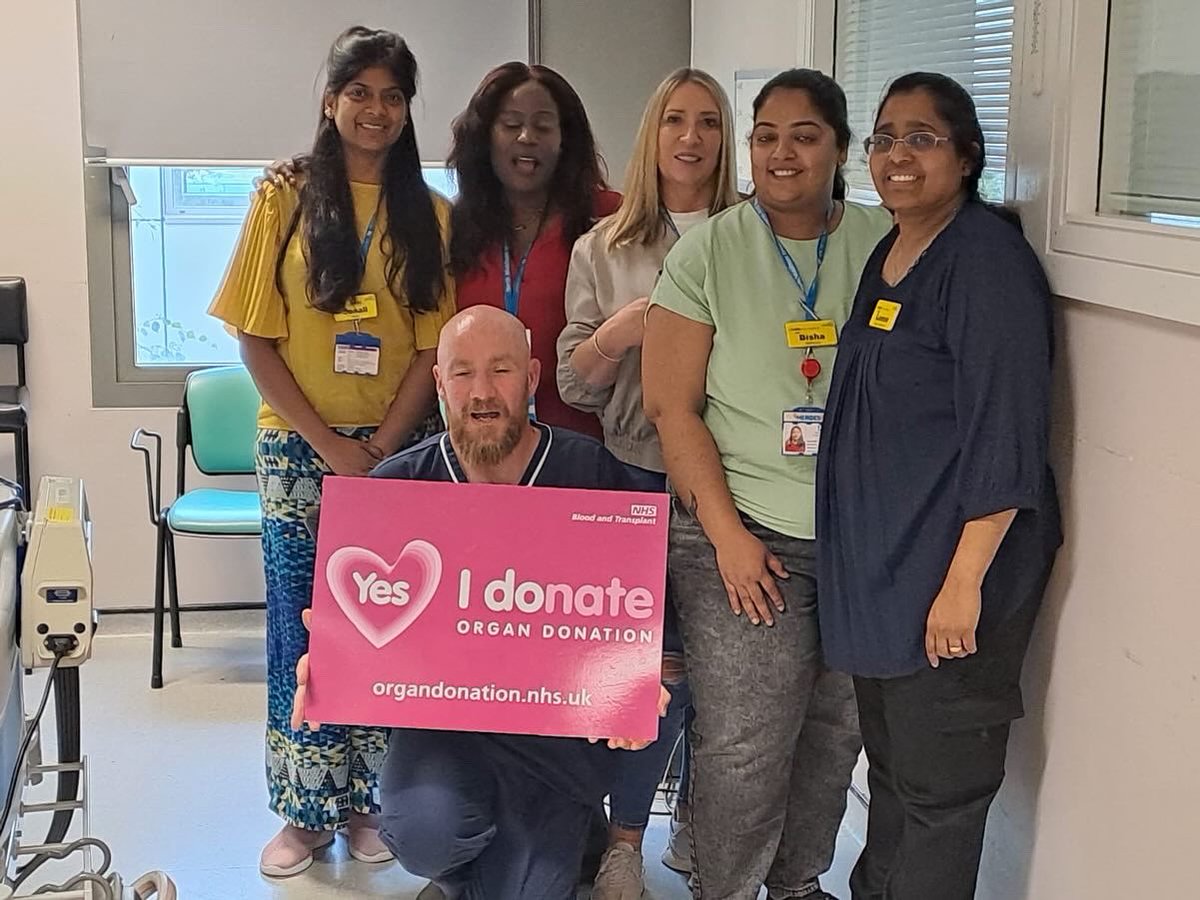 London_ODT's tweet photo. Yesterday our team supported the Modular Educational Programme for Organ donation (MEPOD) for ITU staff at North Middlesex Hospital π₯ π©·π«π«#OrganDonationWeek #LODSTdoesODweek https://t.co/K0lgX39EuP