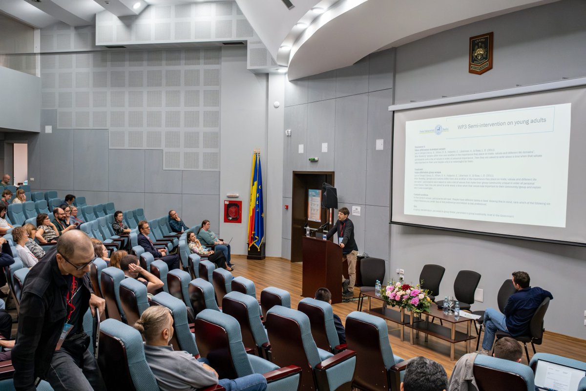 As the <a href="/EUCHANSE/">CHANSE</a> Mid-Term Conference: Building Networks took place last week, here are some photos from Davide Melita's presentation of the DigiPatch project.
Big thank you to the organizers for putting this event together and everyone who took part in the meeting!
#DigiNetworks