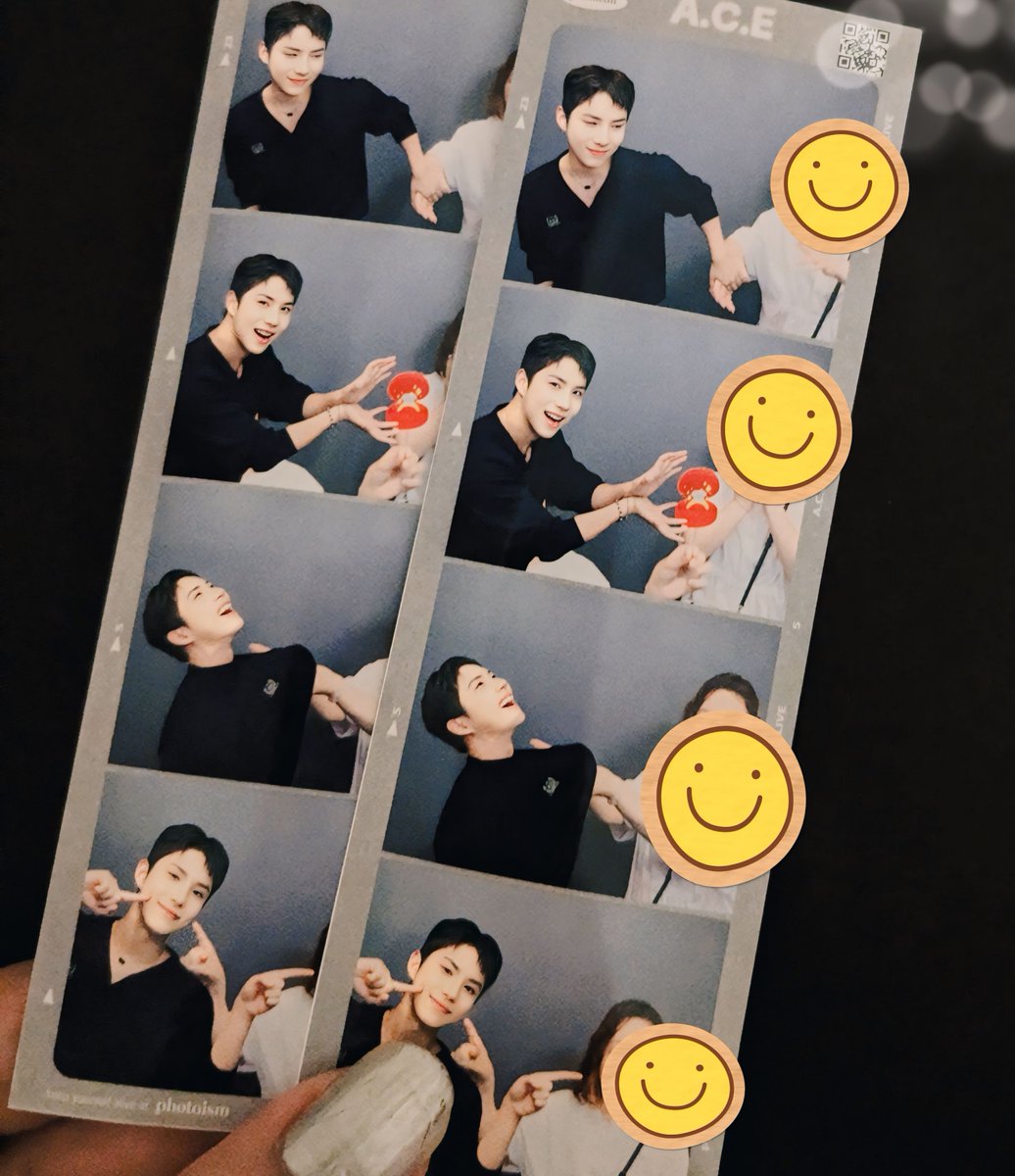 a_c_e568's tweet photo. めちゃくちゃ久しぶりのゲーセン😅
フォトイズムのブースは 奥の方にひっそりと...私のように🇰🇷アイドルと撮影するよりリア友達と撮影する✨キラキラブースが人気みたいでした...😓
#에이스_포토이즘 #ACE_PHOTOISM
#WOW #AceAnymore @official_ACE7 https://t.co/aofdNHFVwB