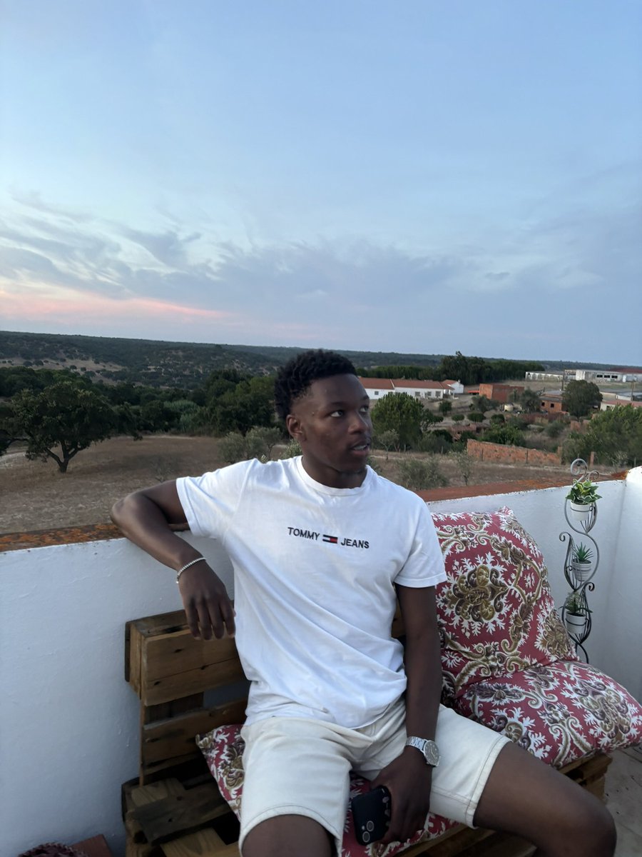 📍Bairro Militar 🇬🇼