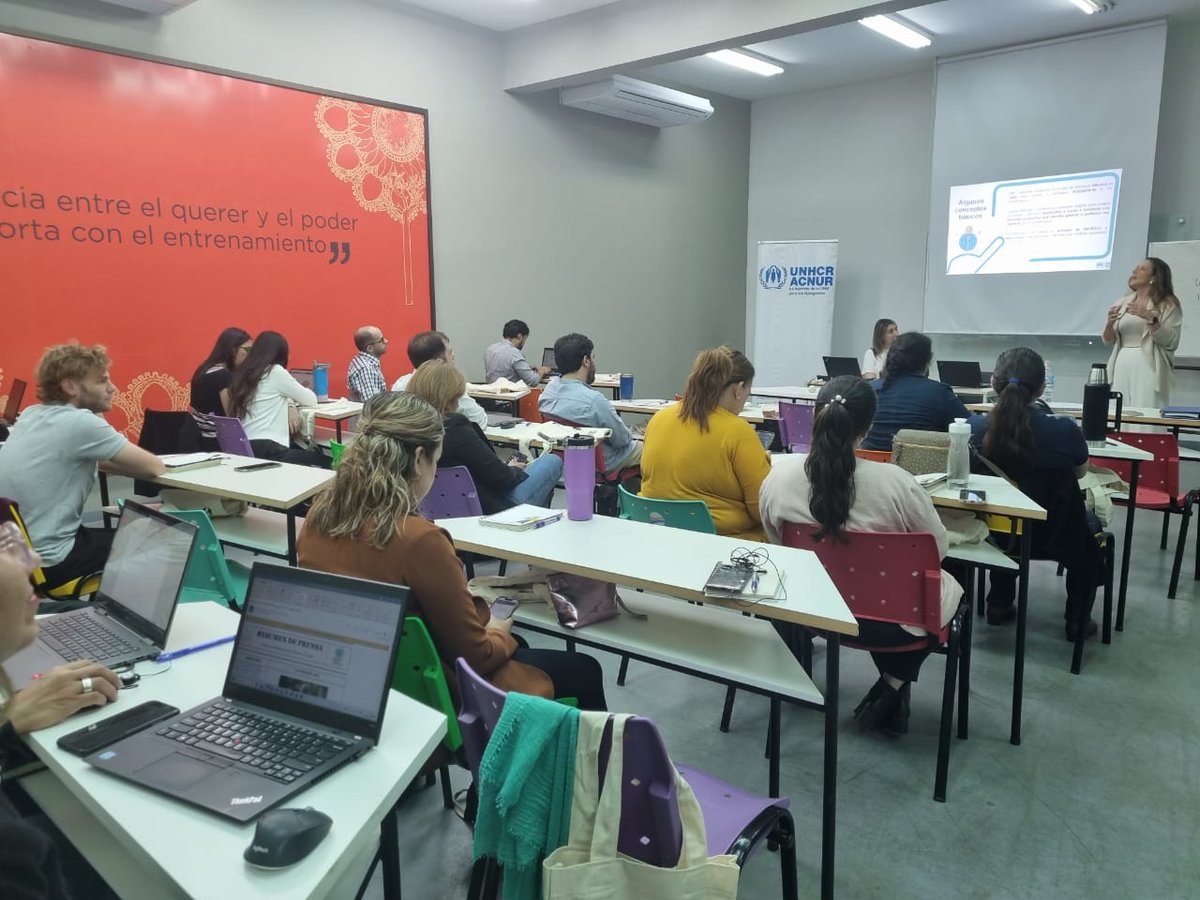 UNHCR Innovation (@unhcrinnovation) on Twitter photo UNHCR & <a href="/semillaspy/">Semillas para la Democracia</a> are making life easier for refugee & migrant entrepreneurs in 🇵🇾 with:
🧾 An electronic self-invoicing platform.
⚖️ A tool to assess business viability & entrepreneurs’ strengths/weaknesses.
Regional experts recently came together to develop that tool 🙌 UNHCR & <a href="/semillaspy/">Semillas para la Democracia</a> are making life easier for refugee & migrant entrepreneurs in 🇵🇾 with:
🧾 An electronic self-invoicing platform.
⚖️ A tool to assess business viability & entrepreneurs’ strengths/weaknesses.
Regional experts recently came together to develop that tool 🙌