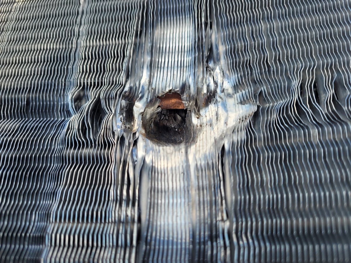 What do you think caused this??

#HVAC #HeatingAndCooling #AirQuality #Air1hvac #HVACLife #HVACTech #HVACServices #condenser #hvacarmy
