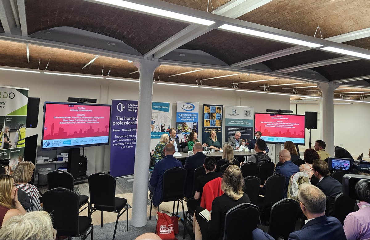 Really valuable housing-themed sessions from <a href="/LGAcomms/">Local Government Association (LGA)</a> and <a href="/HoughBellis/">Hough Bellis</a> at #LabourConference24 yesterday. Came away with fresh ideas, new friends, and very grateful for my raincoat.
Shout-out to <a href="/bobbiehough/">Bobbie Hough</a> <a href="/__BP__/">Ben P🦉</a> <a href="/martinhilditch/">Martin Hilditch</a> <a href="/rachaelwHsg/">Rachael Williamson</a> &amp; many more- was great to see you.