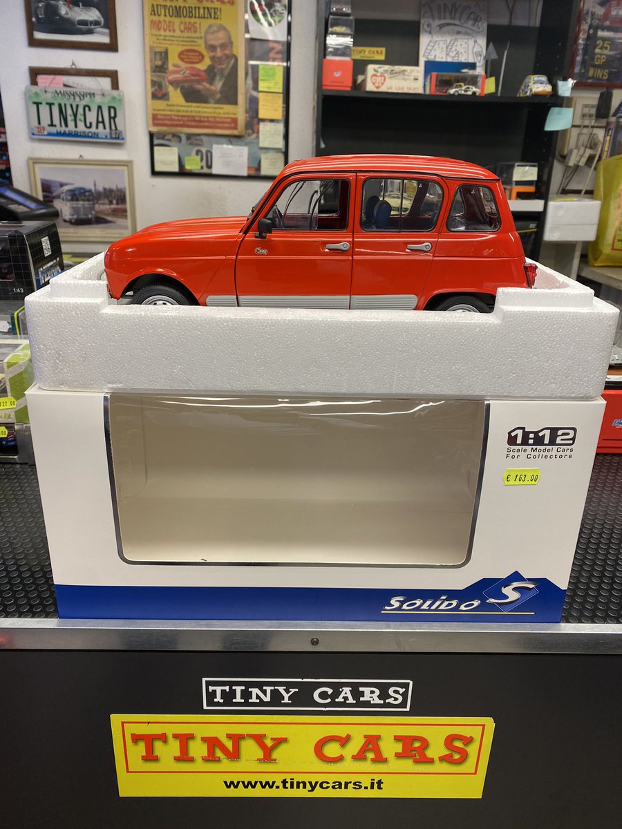 cars_tiny's tweet image. Renault 4 GTL Solido Scala 1:12 #tinycars #scala112 #renault #renault4 #scalemodel #solido