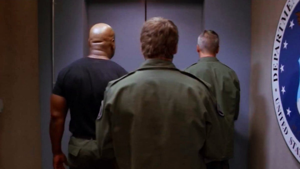 Just waitin’ for the lift…

#DailyDistraction #StargateSG1 #WeWantStargate #JackandSam