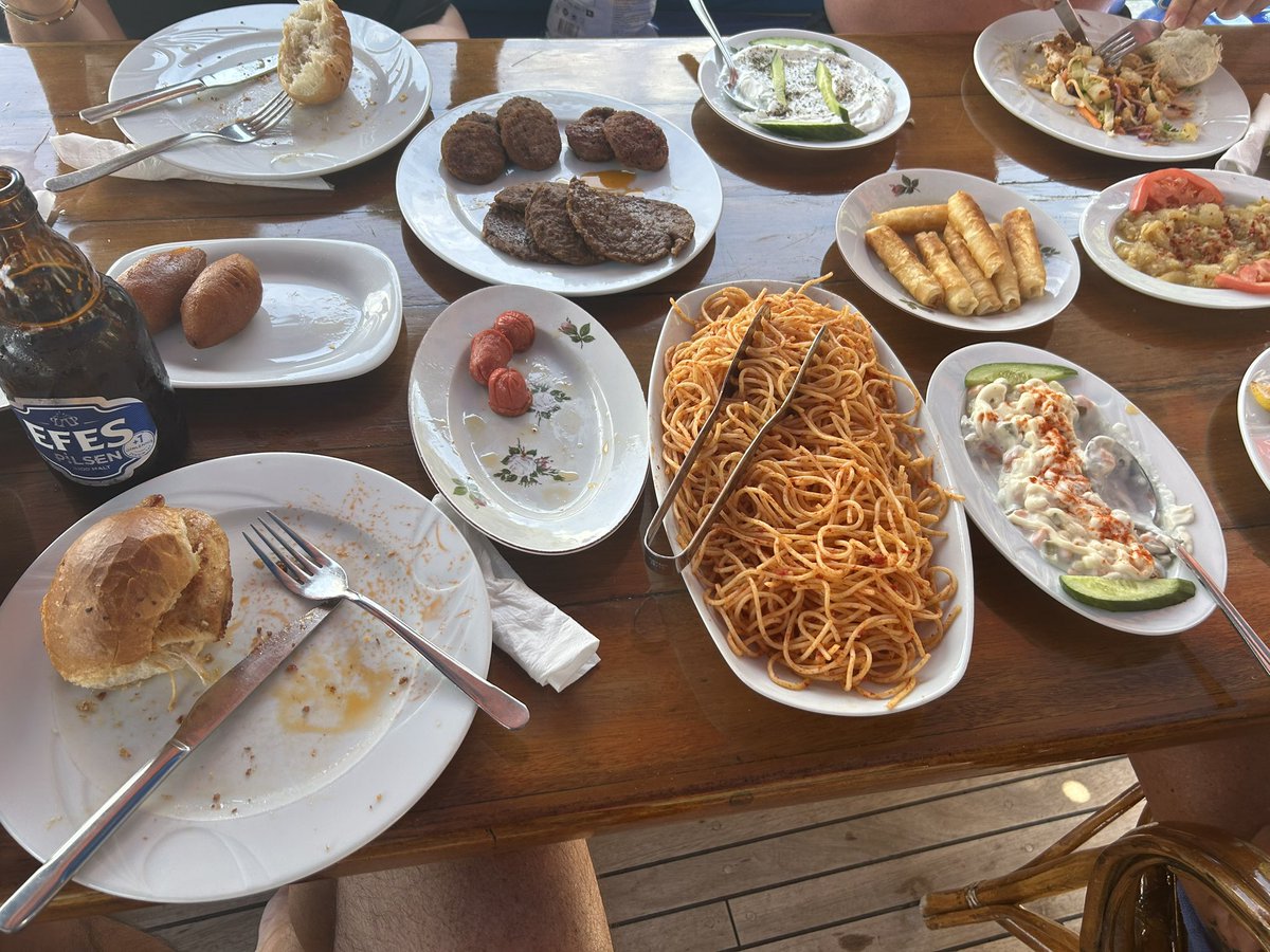 deanbartrip's tweet image. If we must!😂🇹🇷☀️🍻#fethiye