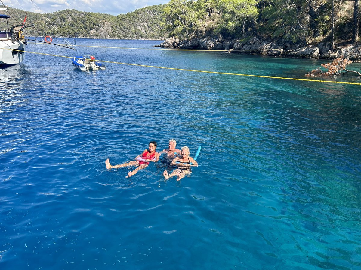 deanbartrip's tweet image. If we must!😂🇹🇷☀️🍻#fethiye