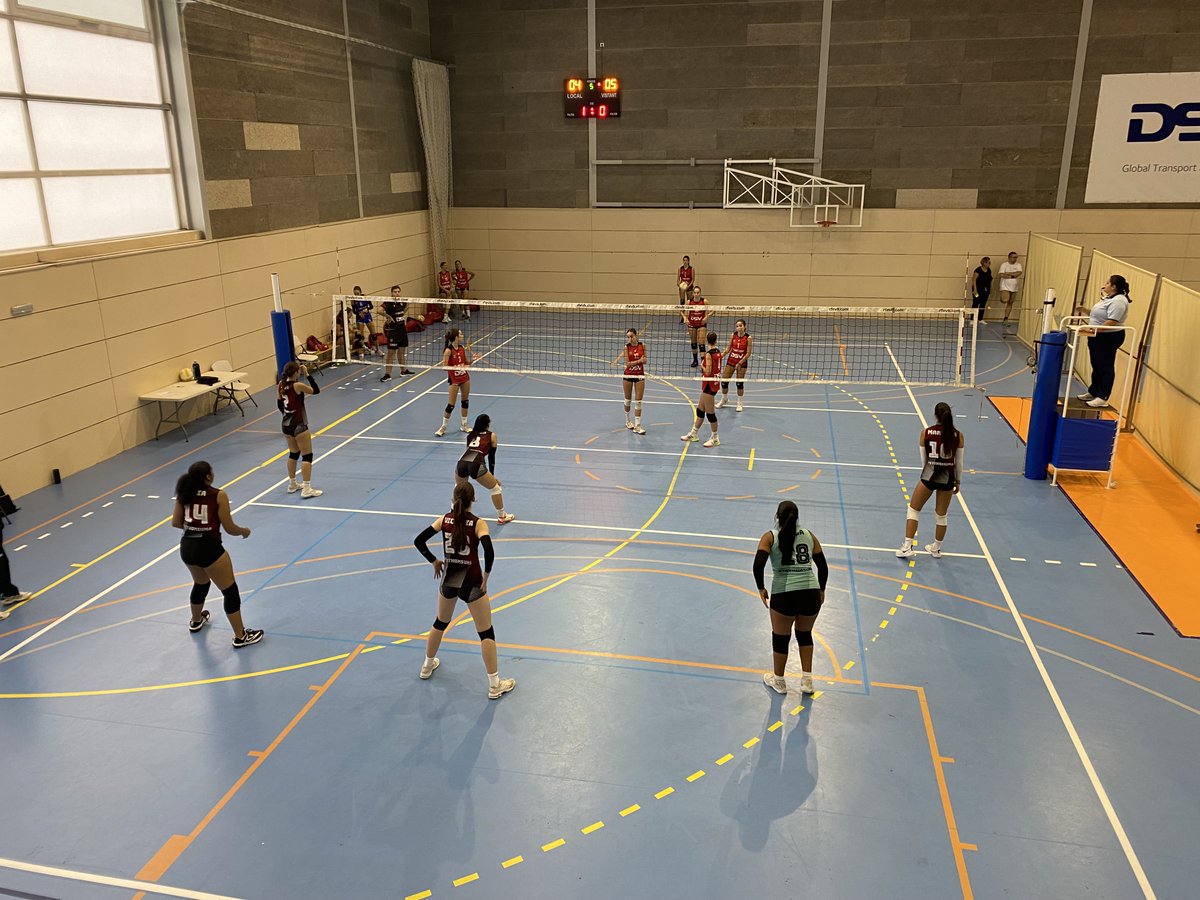 🏐🏆🥇 6 equips del <a href="/DSV_global/">DSV - Global Transport and Logistics</a> <a href="/VoleiSantCugat/">Voleibol Sant Cugat</a> , campions del 18è Torneig de Voleibol Base Femení <a href="/mimabo58/">Miquel Martinez Borda</a> .

🔗 tuit.cat/smh7J .

#SantCugat <a href="/SeVoleibol/">Se Escribe Voleibol</a> <a href="/phcsantcugat/">Solideo Patí Hoquei Club Sant Cugat</a> <a href="/rugbysantcugat/">Rugby Sant Cugat</a> <a href="/ClubJunior1917/">Club Junior</a> <a href="/hstcugat/">Handbol Sant Cugat</a> <a href="/Gimnasticasc/">Club Gimnàstica Sant Cugat</a> <a href="/clubmuntanyenc/">Club Muntanyenc</a> <a href="/RafaRuhe/">Rafa Ruiz</a> <a href="/ainaberbel/">Aina Berbel</a>