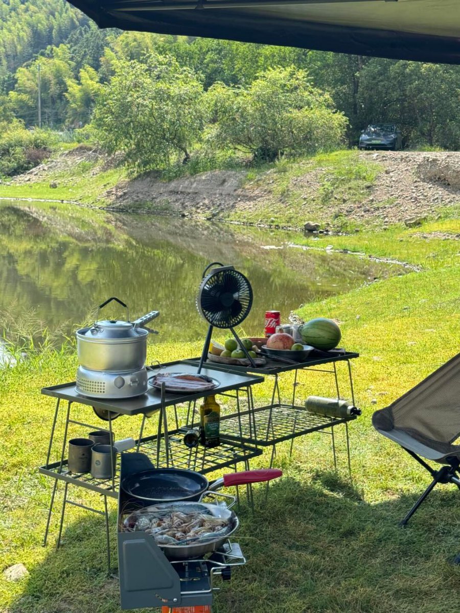 Mavecsfherty's tweet image. Today I went on a vacation with my work friends, it was very beautiful vivid memories 📷📷😅