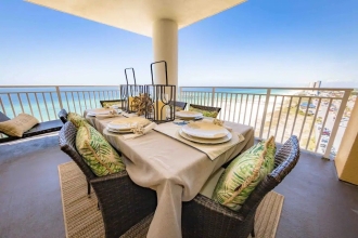 rentbyhost's tweet photo. Paradise awaits! πβ¨ Experience breathtaking ocean views and beachfront bliss in our 2-bedroom condo for rent in Panama City Beach, Florida.ποΈ #BeachfrontLiving #PanamaCityBeach #VacationRental #ByOwner #rentbyhost #rentalsByOwner #rental #vacation https://t.co/1n1c9t4ArN https://t.co/w2xtuuOcOL