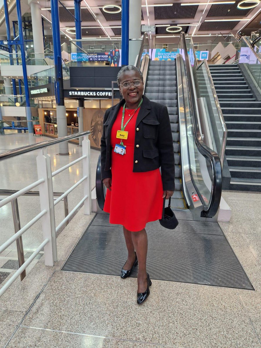 Suzy on her way to present at the #IP2024Conf #IPS <a href="/IPS_Infection/">IPS</a>
<a href="/_ClaireMckenna/">Claire McKenna</a> 
<a href="/EurIngDavid/">David : CEng FCIBSE</a> 
<a href="/EMarufu/">Eullita Marufu</a> 
<a href="/SashaJs1980/">Sasha Singh</a> <a href="/NHS_ELFT/">East London NHS Foundation Trust (ELFT)</a>