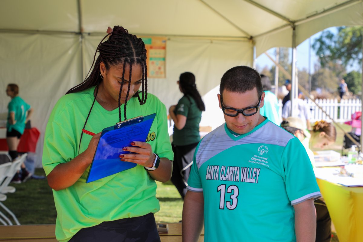 SOSoCal's tweet photo. Volunteer registration for #FallGames is officially OPEN! πππ
Register Now: https://t.co/ifqtbzTlgt
#wearesosc #volunteer #becomeavolunteer https://t.co/27iZY0zYrh