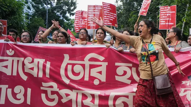 Hindistan’da tecavüze idam cezası öngören yasa tasarısı kabul edildi dlvr.it/TDd9yp