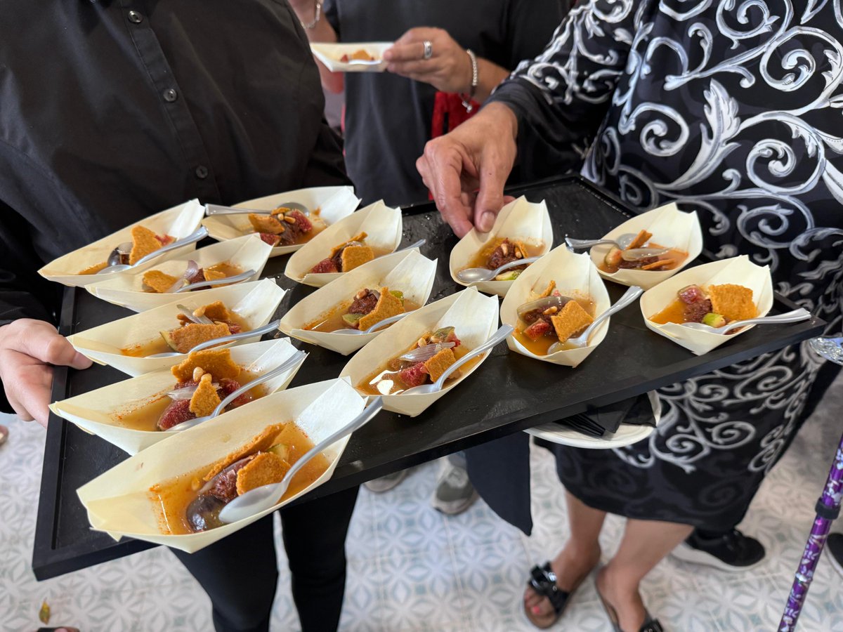 fguma's tweet photo. Cútar presume de historia y gastronomía en sus primeras jornadas de “UMA en la Provincia”

🍽️ Alrededor de 80 personas asisten a este evento organizado por la FGUMA y el Ayuntamiento del municipio

📰 https://t.co/GeQgARkLQh https://t.co/yYcfn93wmq