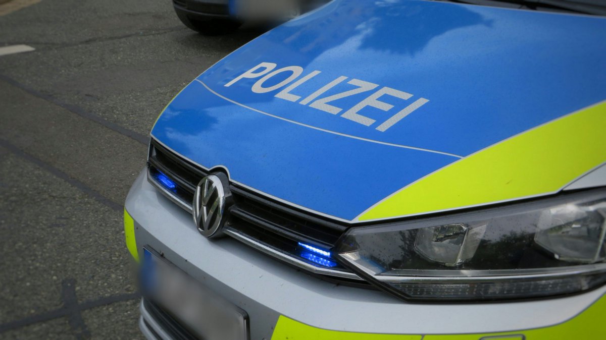 NordischePost's tweet image. Diebstahlsserie im Neubaugebiet Groten Placken: Polizei sucht Zeugen
tinyurl.com/22b53ncs
#ComputerundInformationstechnologie #Computerkriminalität #Diebstähle #Diebstahlsserie #Groten #Kraftfahrzeug #Neubaugebiet #Placken #Polizei #PolizeiNiedersachsen #Pressemeldung #Soft...