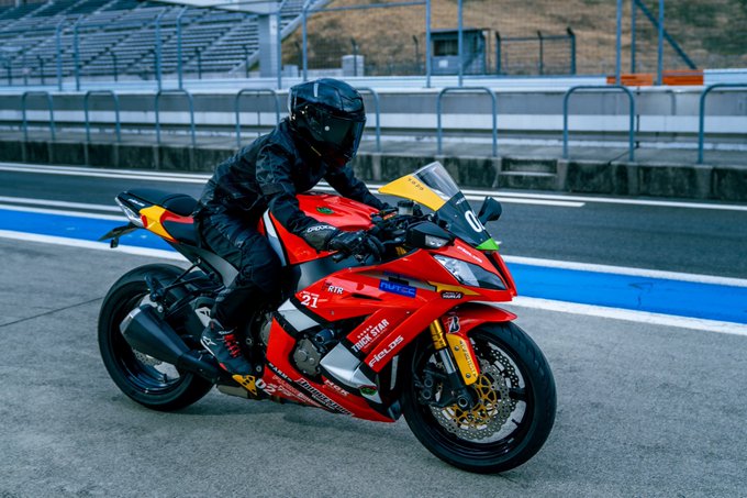 Twitterのコスプレ画像14