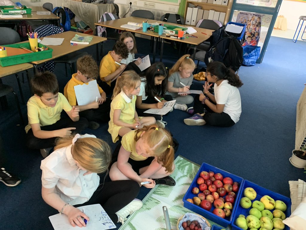 Mrs Connolly tweet media