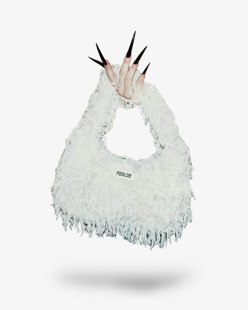 Fashion Press tweet media
