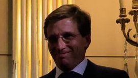 CarlWinslou's tweet photo. No tiene desperdicio la foto. https://t.co/BK8ixz8SN1