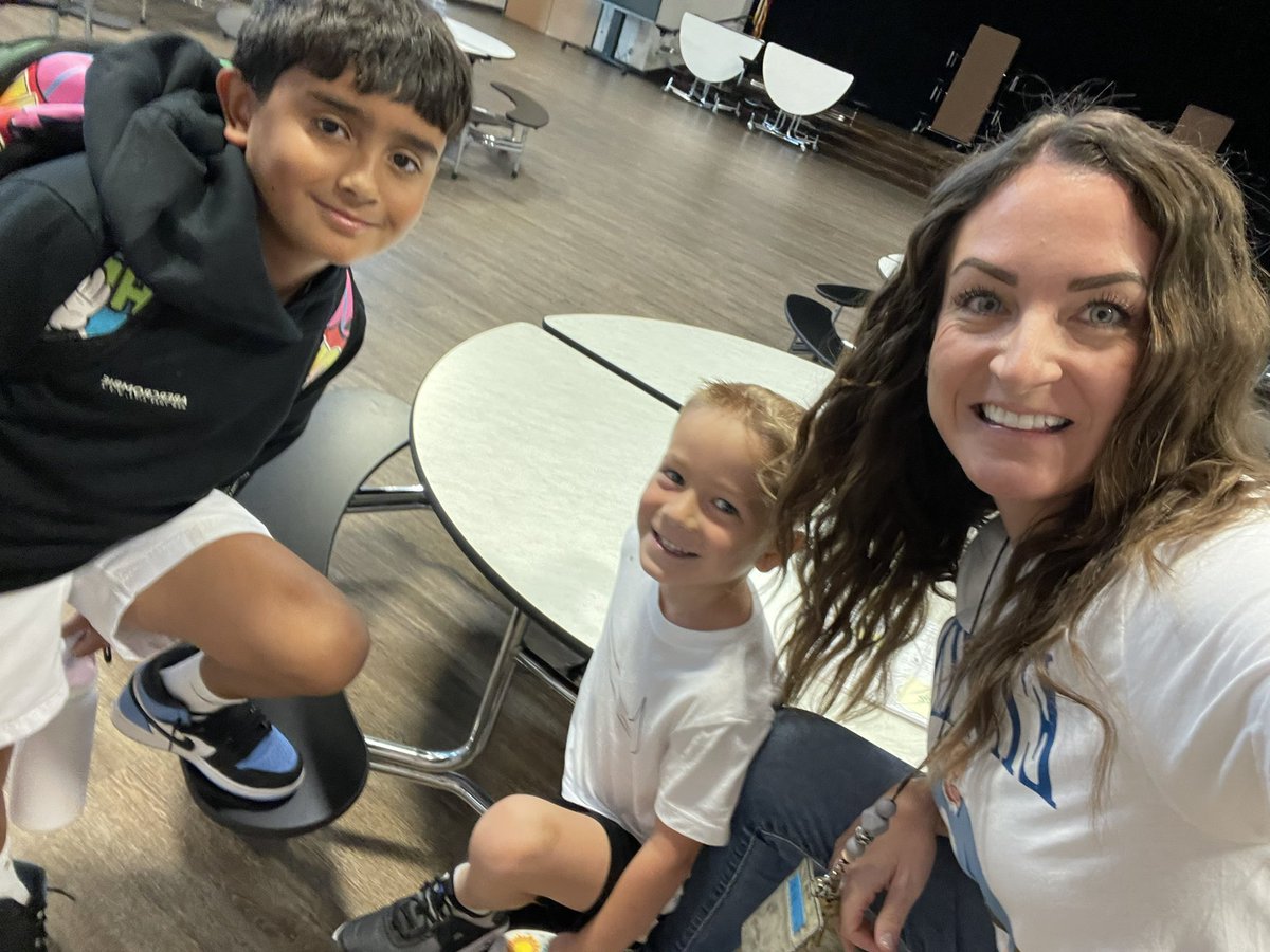 Ashley Istre (@ms_istre5) on Twitter photo Wearing white to “White Out Hatred” and drinking some Starbucks #startwithhello #einstien <a href="/HumbleISD_PFE/">Pine Forest Elem</a> <a href="/Counselor_PFE/">Katrina Johnson</a> Wearing white to “White Out Hatred” and drinking some Starbucks #startwithhello #einstien <a href="/HumbleISD_PFE/">Pine Forest Elem</a> <a href="/Counselor_PFE/">Katrina Johnson</a>