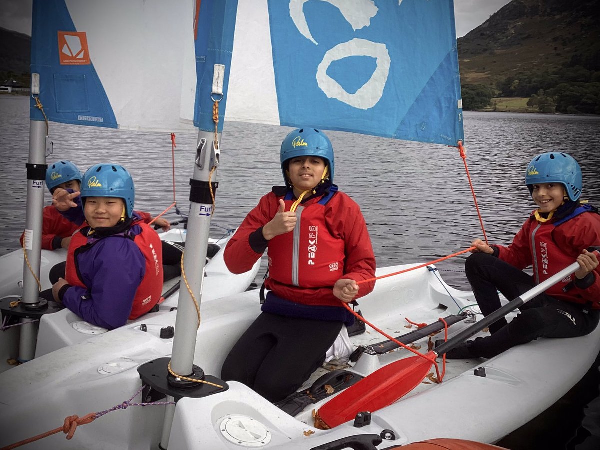 BSPatterdale's tweet photo. Group 1 sailing , had a lovely time on the water. Working #collaboratively to set sail. #shipsahoy https://t.co/EuBlMg6O7j