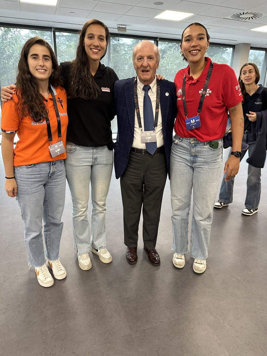 Borja Castejon tweet media